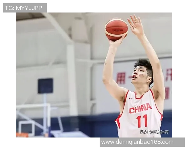 中国男篮迎战沙特男篮全力争胜展现实力与团队精神